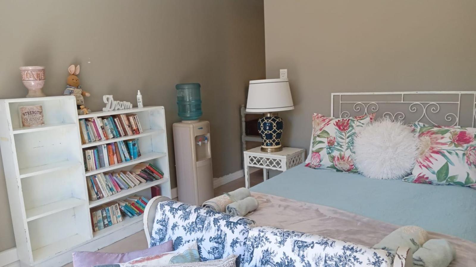 Toscana Cottage Port Elizabeth Room photo